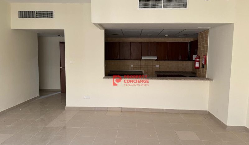 Квартира в Al Quoz, Дубай, 2 спальни, 111 м2 / в месяц