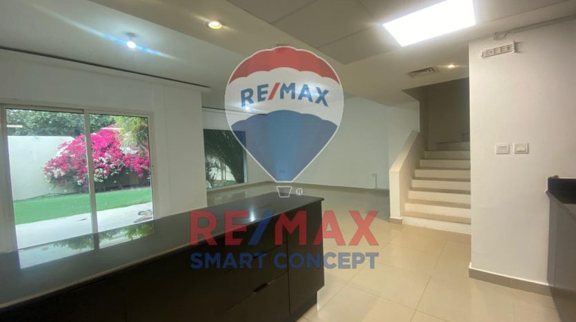 Вилла в Al Reef, Абу-Даби, 4 спальни, 265.5 м2 / в год