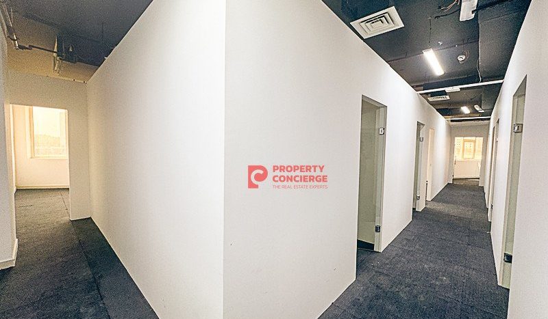 Office on Dubai Investment Park, Dubai, 162 m2 / per month