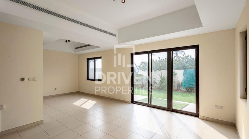 Townhouse on Rome, Dubai, 3 bedrooms, 278 m2 / per year