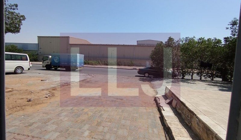 Склад в Mussafah, Абу-Даби, 157.9 м2 / в год
