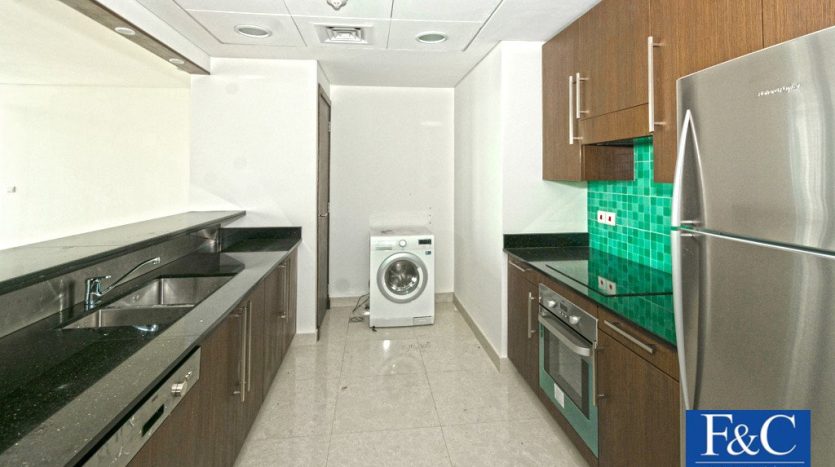 Apartment on DIFC, Dubai, 2 bedrooms, 162.6 m2 / per year