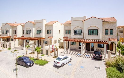 Вилла в Al Salam Street, Абу-Даби, 3 спальни, 297.9 м2 / в год