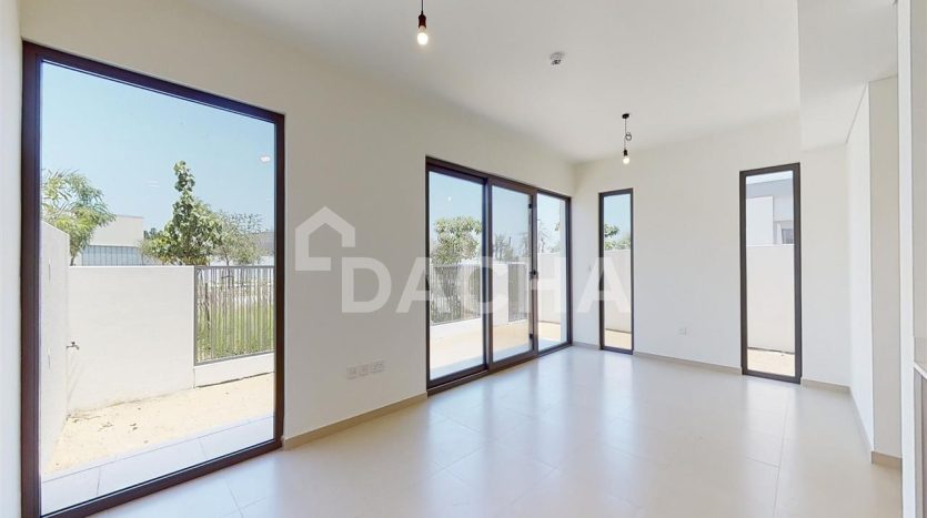 Townhouse on Tilal Al Ghaf, Dubai, 4 bedrooms, 218.7 m2 / per year