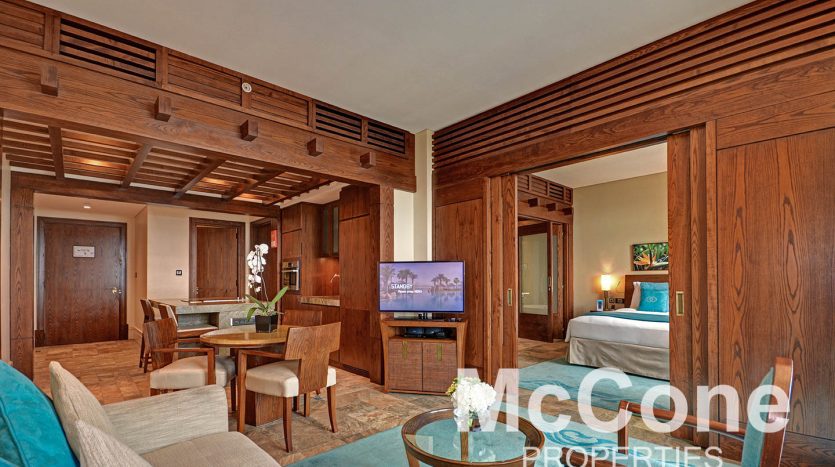 Apartment on Palm Jumeirah, Dubai, 1 bedroom, 74.97 m2 / per year