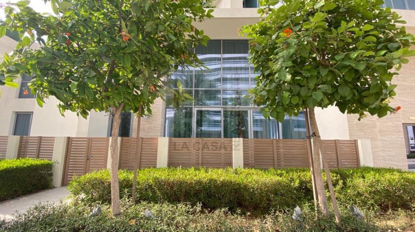 Townhouse on Saadiyat Island, Abu-Dhabi, 3 bedrooms, 408.8 m2 / per year