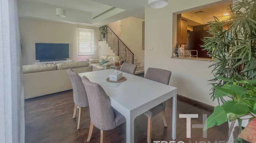 Villa on Rome, Dubai, 4 bedrooms, 269 m2 / per year