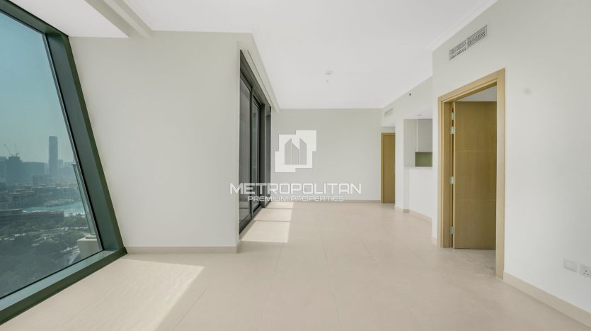Apartment on Downtown Burj Dubai, 3 bedrooms, 180 m2 / per year