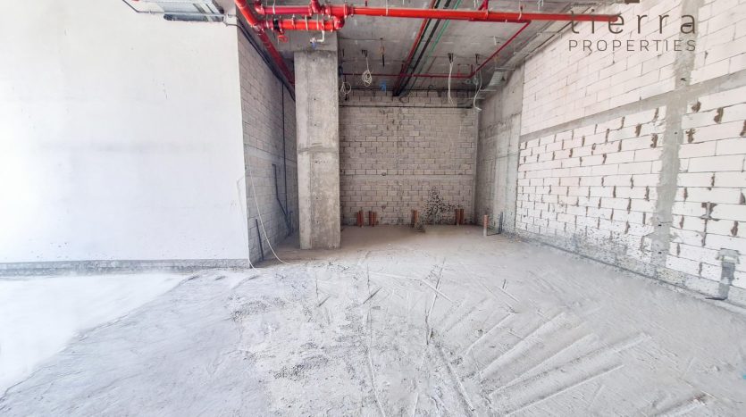 Shop on Al Satwa, Dubai, 520.3 m2 / per year