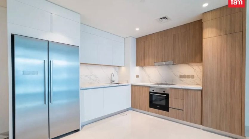 Apartment on Dubai Harbour, Dubai, 2 bedrooms, 106.3 m2 / per year