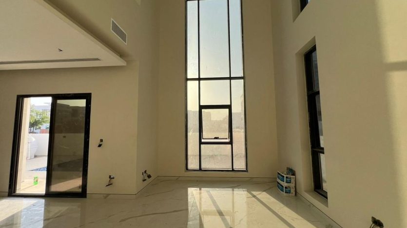 Commercial property on Yas Island, Abu-Dhabi, 4 bedrooms, 502 m2  | Foto 2