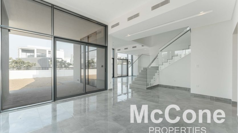 Villa on Al Furjan, Dubai, 5 bedrooms, 569.96 m2  | Foto 4