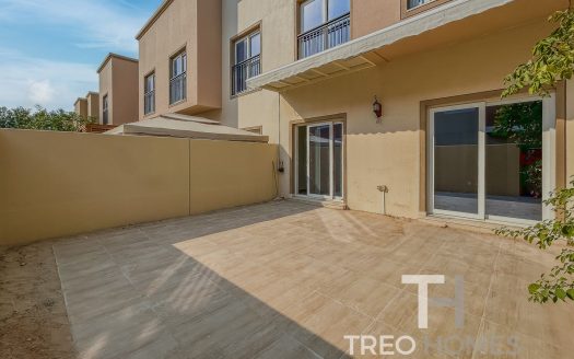 Villa on Dubai Land, Dubai, 3 bedrooms, 184 m2 / per year