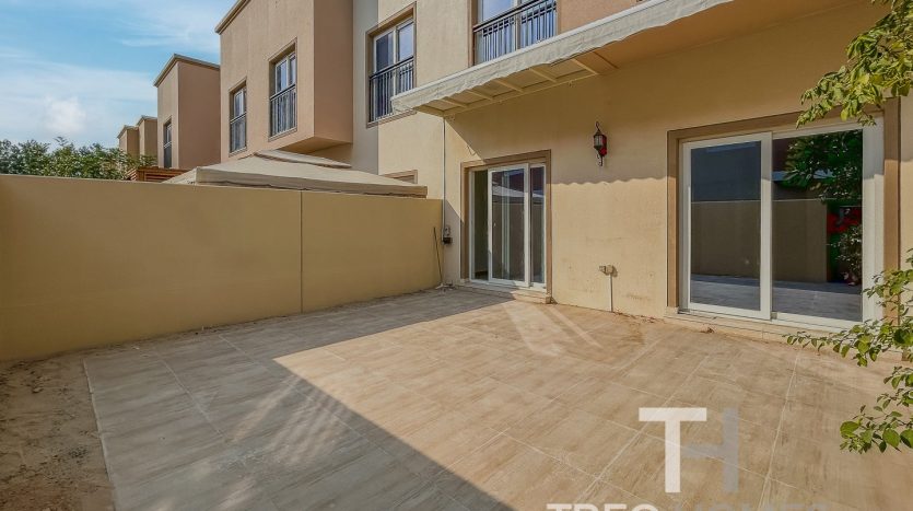 Villa on Dubai Land, Dubai, 3 bedrooms, 184 m2 / per year