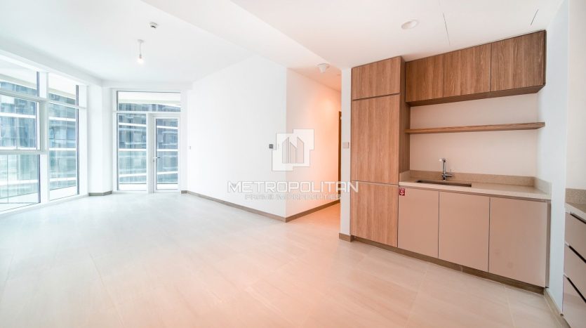 Apartment on Business Bay, Dubai, 2 bedrooms, 103 m2 / per year