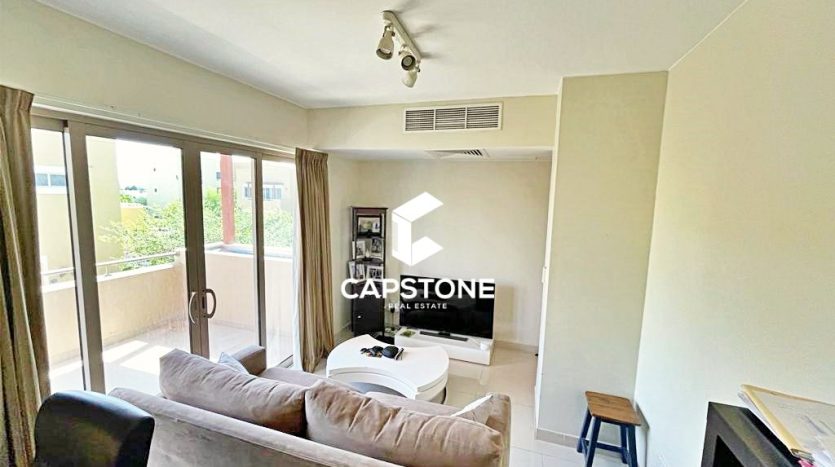 Villa on Al Raha Gardens, Abu-Dhabi, 4 bedrooms, 420 m2 / per month