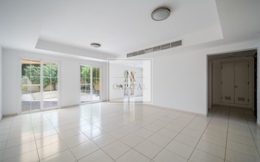 Villa on The Springs, Dubai, 3 bedrooms, 228.1 m2 / per year
