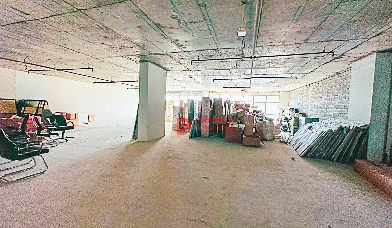 Офис в Дубай Инвестмент Парк, Дубай, 750 м2 / в месяц
