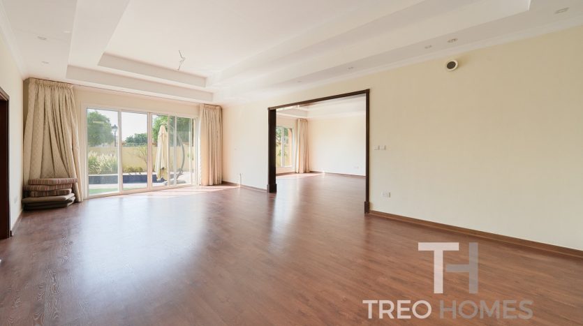 Вилла в The Villa, Дубай, 6 спален, 787 м2 / в год