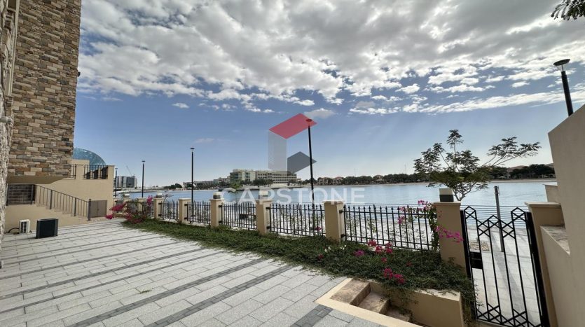 Villa on Al Raha Beach, Abu-Dhabi, 5 bedrooms, 472 m2 / per year