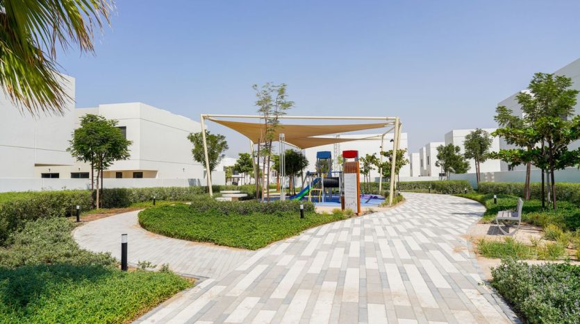 Commercial property on Yas Island, Abu-Dhabi, 4 bedrooms, 210 m2  | Foto 3