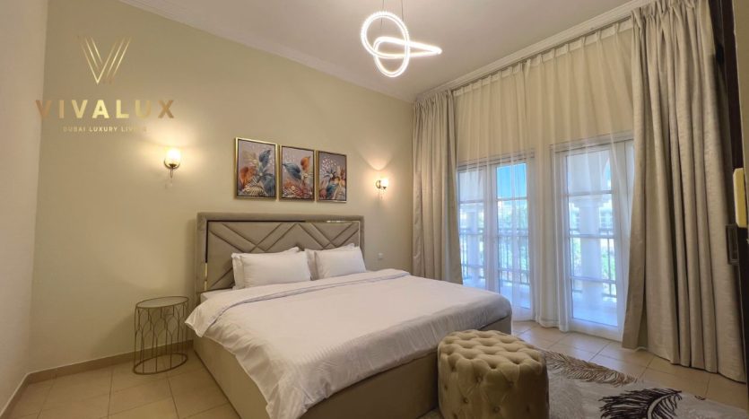 Villa on The Villa, Dubai, 5 bedrooms, 6000 m2 / per day