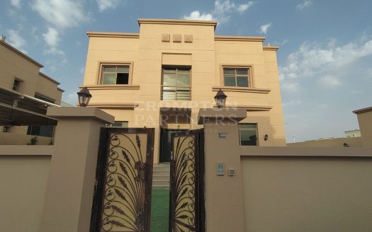 Villa on Khalifa City, Abu-Dhabi, 5 bedrooms, 464.5 m2 / per year
