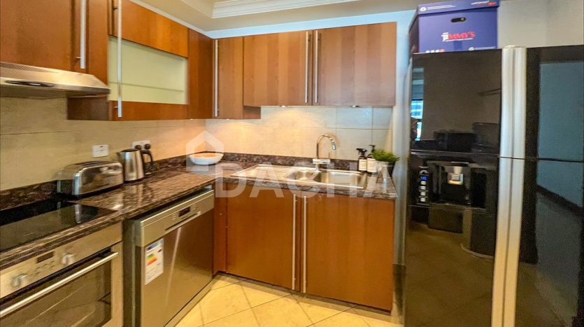 Apartment on Palm Jumeirah, Dubai, 1 bedroom, 121.1 m2 / per year
