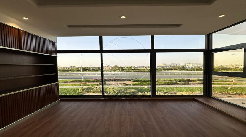 Villa on Yas Island, Abu-Dhabi, 4 bedrooms, 625 m2 / per year