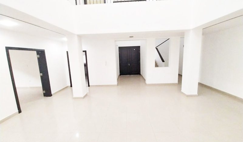 Villa on Baniyas, Abu-Dhabi, 7 bedrooms, 836.1 m2 / per year