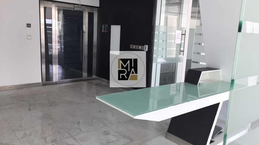 Office on Business Bay, Dubai, 237.7 m2 / per year