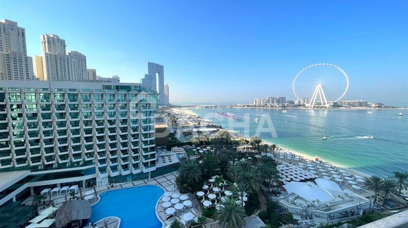 Apartment on Jumeirah Beach Residence, Dubai, 2 bedrooms, 130.9 m2 / per year
