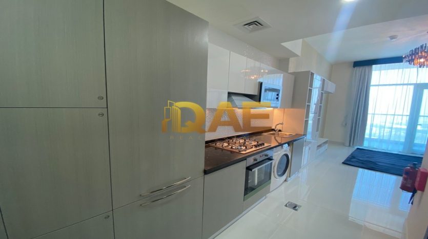 Apartment on Arjan, Dubai, 400 m2 / per month