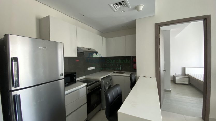 Apartment on Business Bay, Dubai, 1 bedroom, 948 m2 / per month
