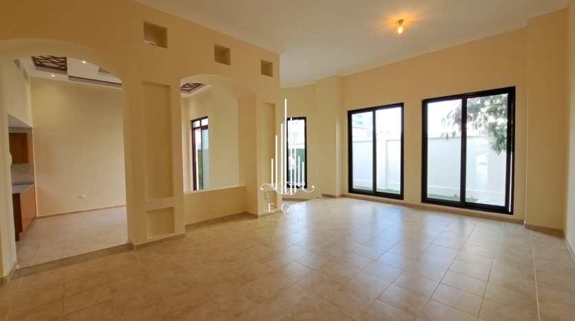 Вилла в Al Khalidiya, Абу-Даби, 4 спальни, 281 м2 / в год