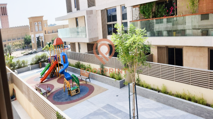 Квартира в Meydan Avenue, Дубай, 2 спальни, 142 м2 / в год