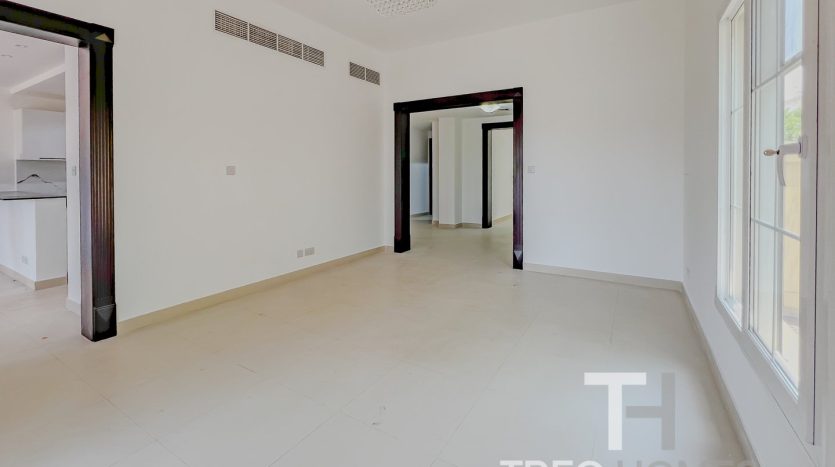 Вилла в The Springs, Дубай, 3 спальни, 270 м2 / в год