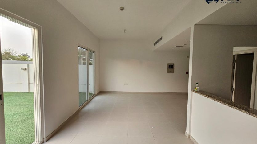 Townhouse on Mudon, Dubai, 3 bedrooms, 181.2 m2 / per year