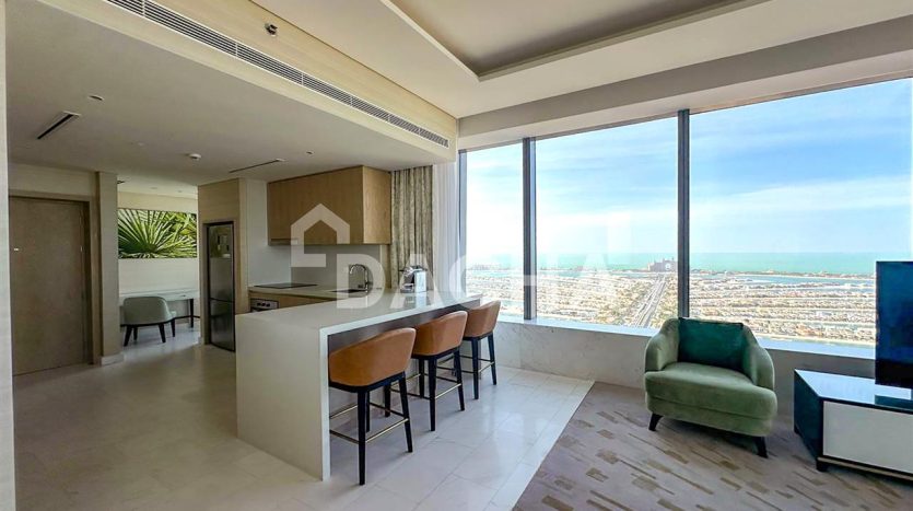 Apartment on Palm Jumeirah, Dubai, 1 bedroom, 103.6 m2 / per year