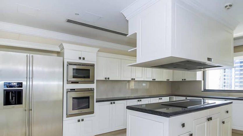 Penthouses on Jumeirah Beach Residence, Dubai, 4 bedrooms, 586 m2 / per year