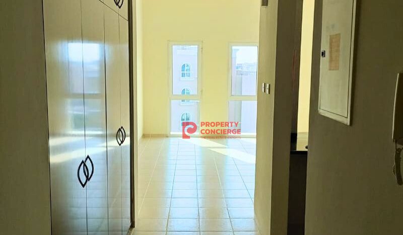 Apartment on Discovery Gardens, Dubai, 44 m2 / per month