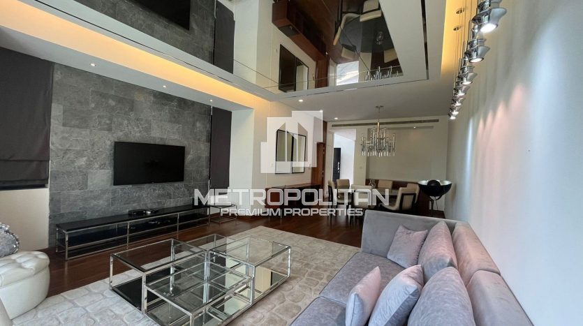 Villa on DAMAC Hills (Akoya by DAMAC), Dubai, 4 bedrooms, 505 m2 / per year