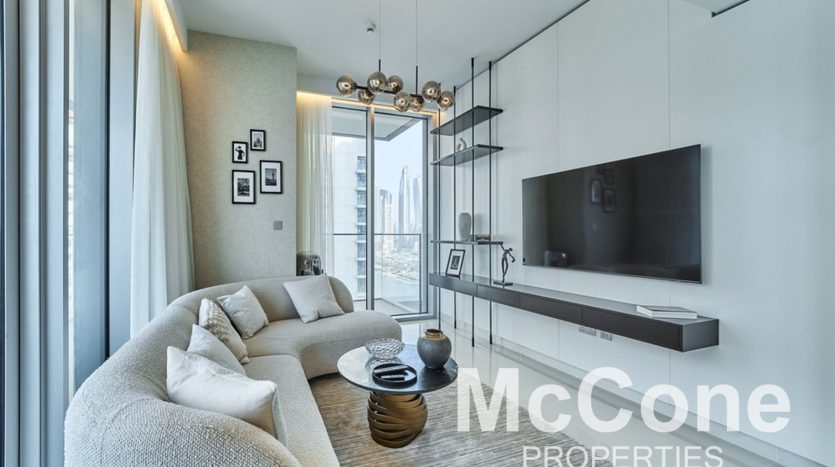 Apartment on Dubai Harbour, Dubai, 1 bedroom, 86.96 m2 / per year
