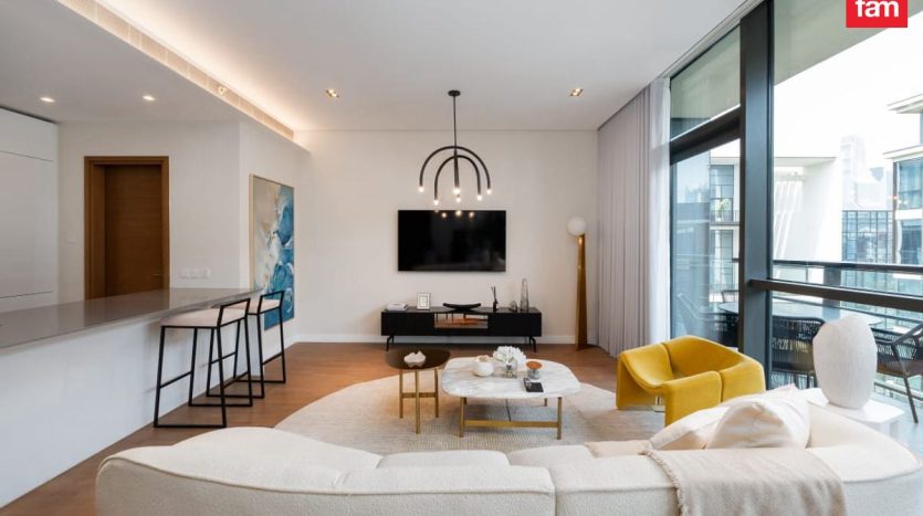 Apartment on Al Wasl, Dubai, 1 bedroom, 107.7 m2 / per year