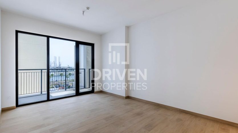 Apartment on Jumeirah, Dubai, 2 bedrooms, 111 m2 / per year