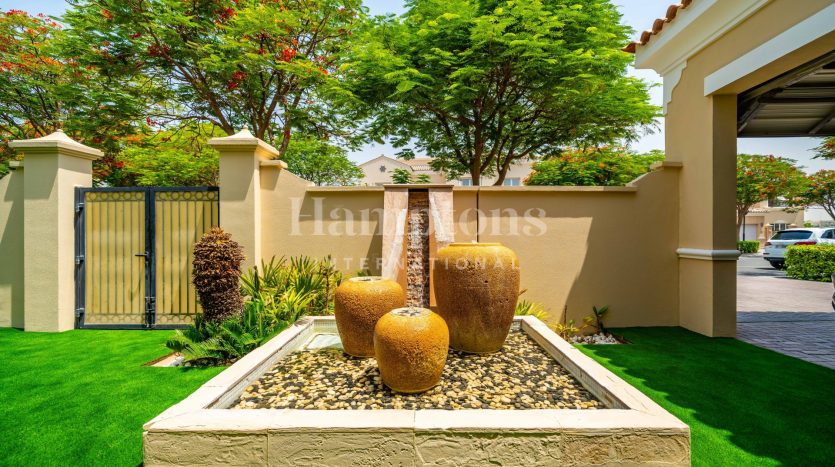 Villa on Arabian Ranches, Dubai, 5 bedrooms, 731.4 m2  | Foto 2
