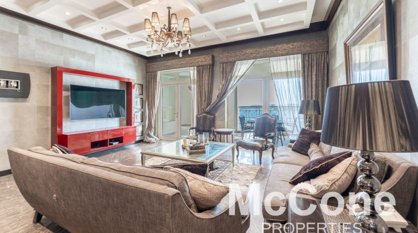 Apartment on Palm Jumeirah, Dubai, 2 bedrooms, 185.25 m2 / per year