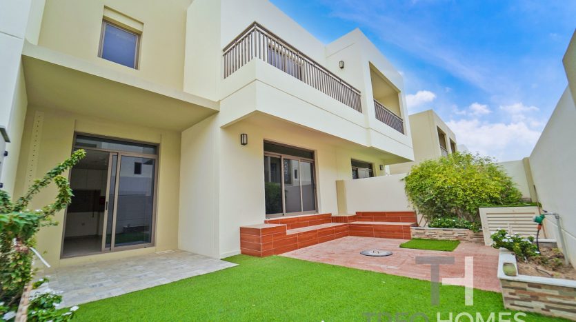 Townhouse on Town Square, Dubai, 3 bedrooms, 197 m2 / per year