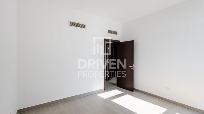 Townhouse on Moudon, Dubai, 3 bedrooms, 186 m2 / per year