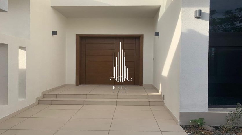 Villa on Yas Island, Abu-Dhabi, 5 bedrooms, 850 m2 / per year